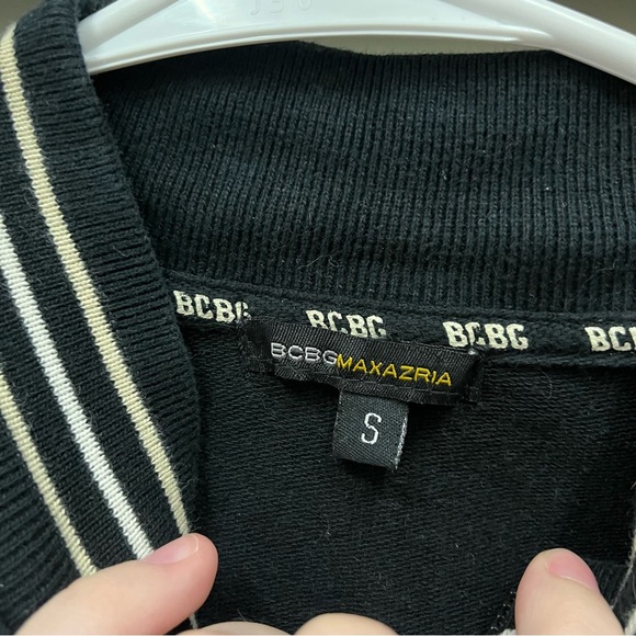 BCBGMaxAzria RARE Tan Black Short Sleeve Zip Up Athletic Jacket SMALL - Picture 2 of 5